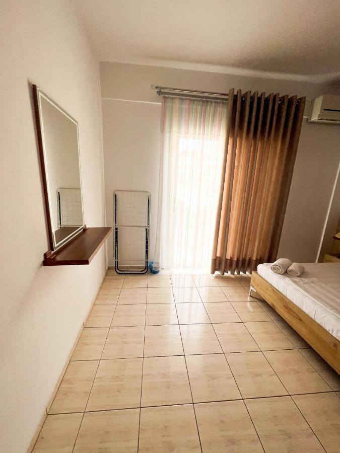 Garden Villa Sarande Apt-6 Buitenkant foto