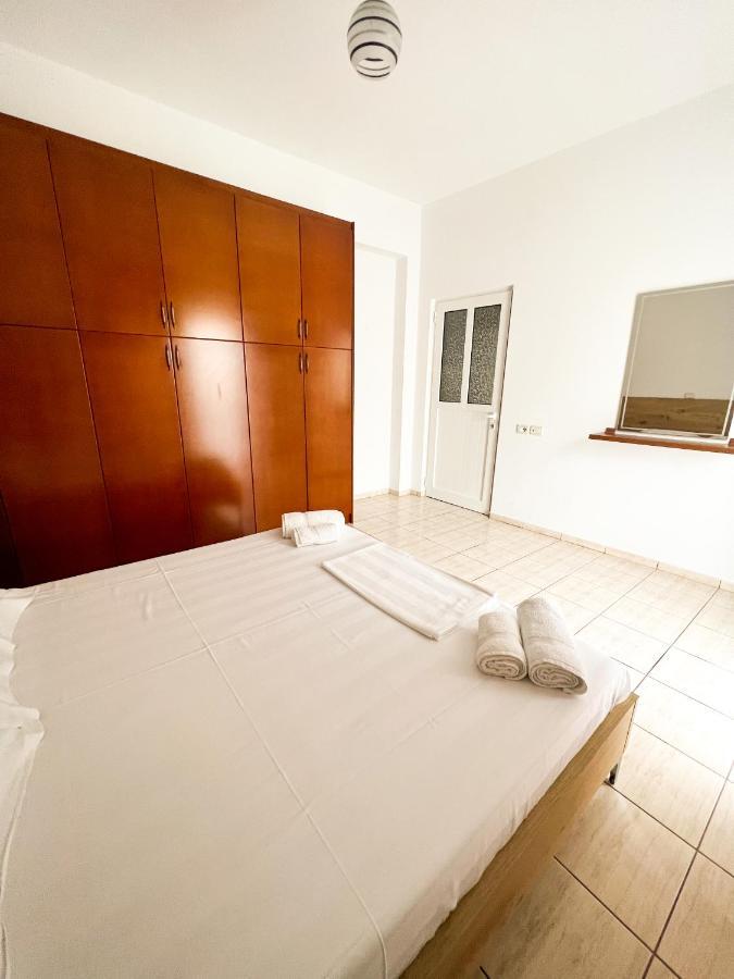 Garden Villa Sarande Apt-6 Buitenkant foto