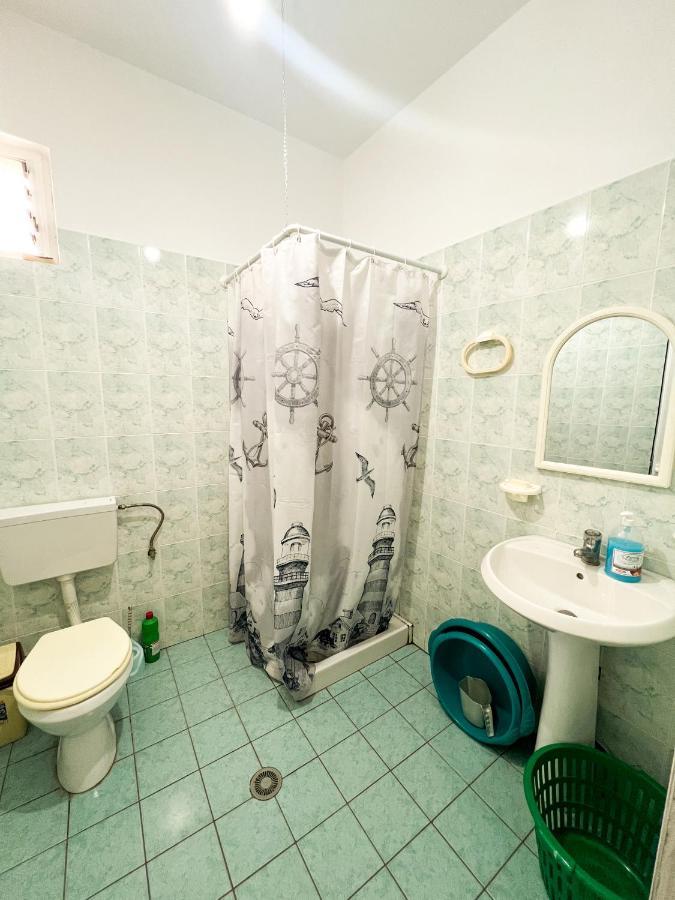 Garden Villa Sarande Apt-6 Buitenkant foto